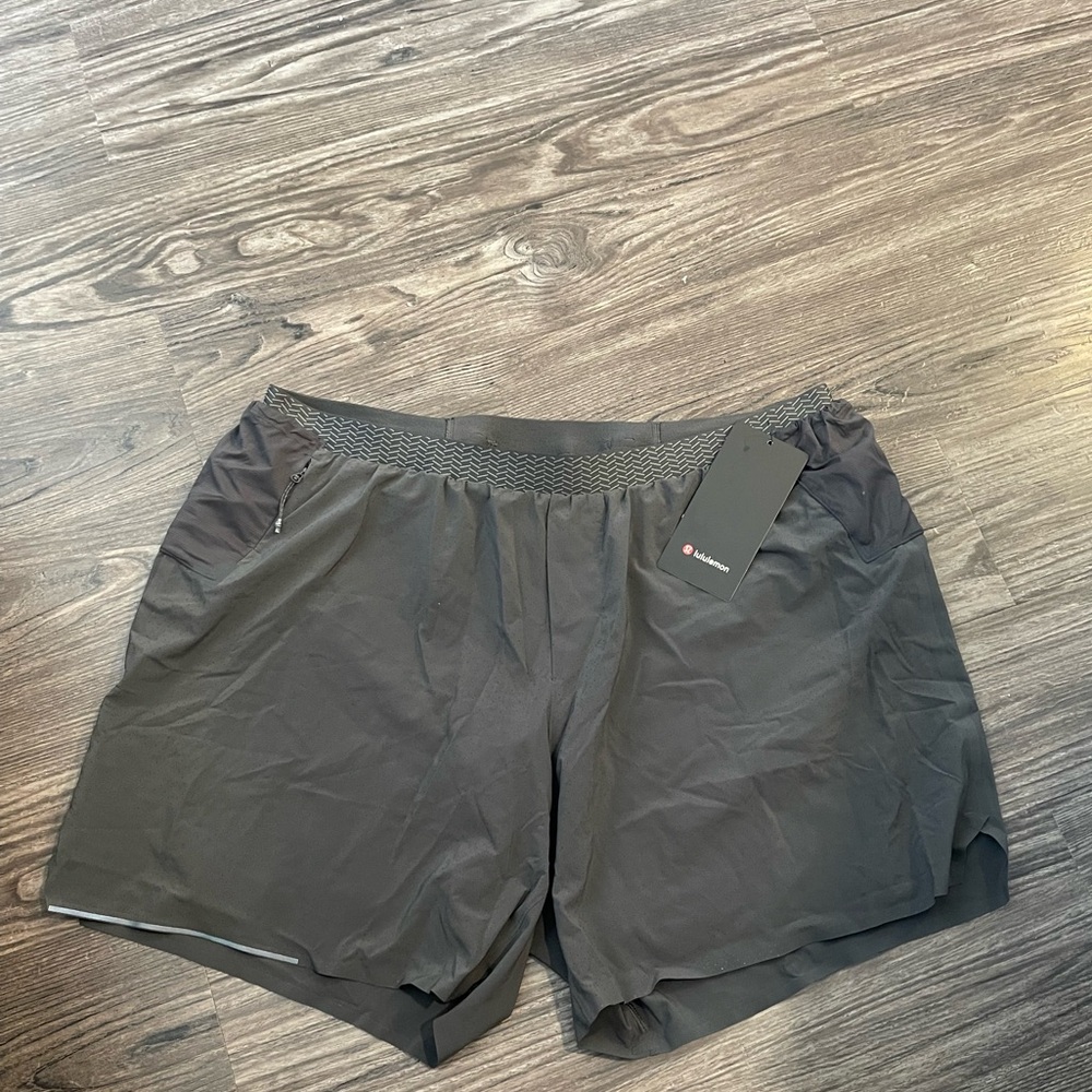 Men's Lululemon Lightweight Trail Running Shorts 7"